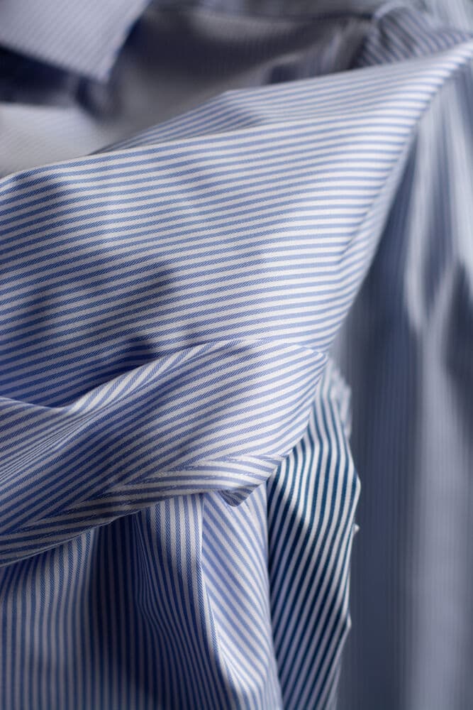 YELLOW BOW 50 MENS SHIRT