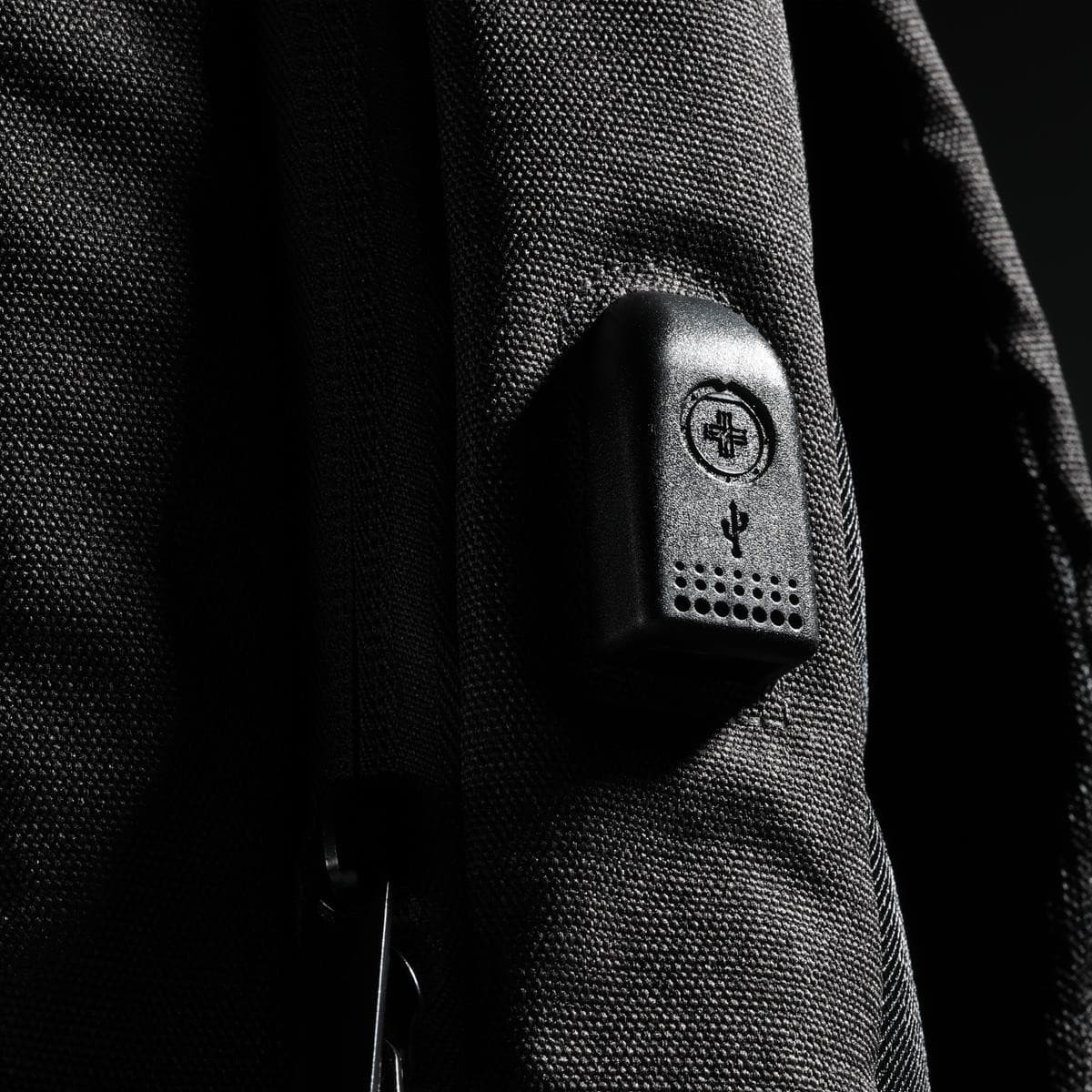 SWISS DIGITAL AROSA BACKPACK 